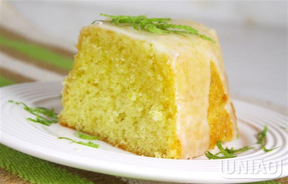 Ir para  <ul>
	<li>1/2 x&iacute;cara de ch&aacute; de leite;</li>
	<li>1/2 x&iacute;cara de ch&aacute; do suco do lim&atilde;o;</li>
	<li>3 x&iacute;caras de ch&aacute; de farinha de...